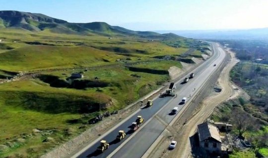 Xudafərin-Qubadlı-Laçın avtomobil yolunun asfaltlanması işlərinə başlanılıb - FOTO