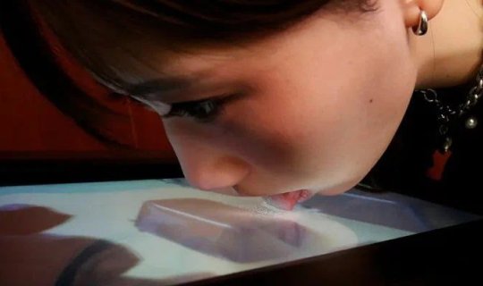 Yaponiyada yeməklərin dadını ötürən televizor ixtira edildi - FOTO