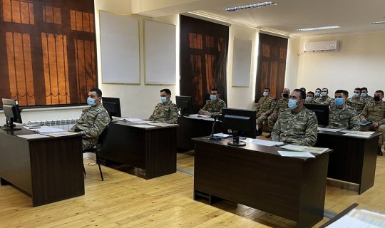 Azərbaycan Ordusunda tabor komandirləri ilə toplanışlar keçirilir - FOTO