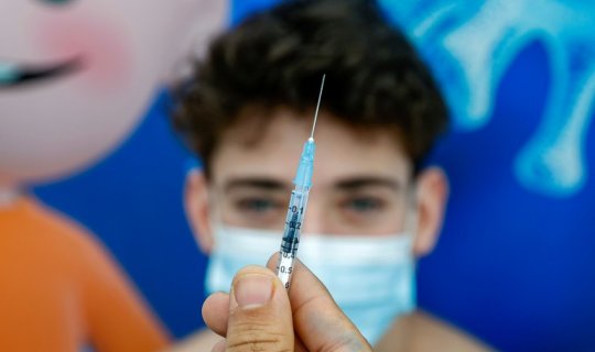“Pfizer” dərmanı uşaqların peyvəndlənməsində istifadə olunacaq