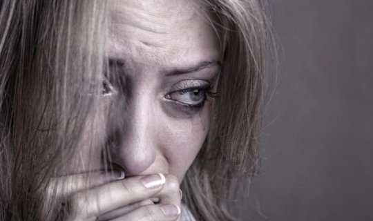 Qorxu və təşviş içində olanlar üçün - Psixoloqdan sakitləşdirici metodlar