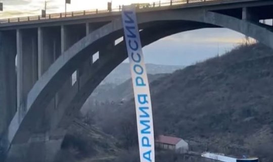 “Caliber”: Ukraynada müharibədir, ermənilər isə artıq onların ərazilərini bölüşdürür - VİDEO