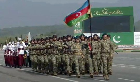 Azərbaycan hərbçiləri Pakistanda paradda iştirak etdilər - FOTO