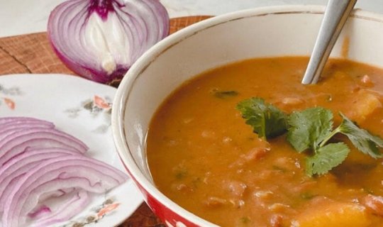 Tərkibində çoxlu miqdarda lif, zülal və digər qida maddələri var
