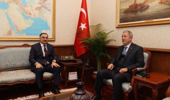 Azərbaycan səfiri Hulusi Akarla görüşüb