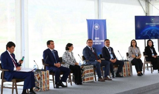 Dünya Azərbaycanlılarının V Qurultayı işini panel iclasları ilə davam etdirib - YENİLƏNİB/FOTO
