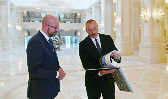 Mişelin Putinə zəngi: Bakı formatı elan etdi
