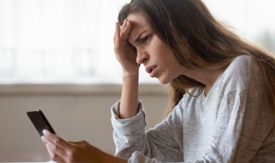 Mobil telefonlardan şüalanma beynin bu xəstəliyinəxa0səbəb ola bilər
