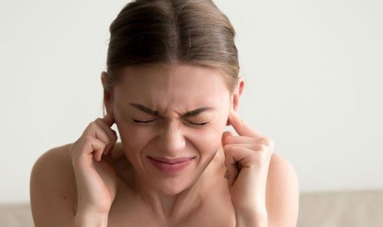 Qulaqda küy depressiya və nevroza səbəb olurxa0- Həkim