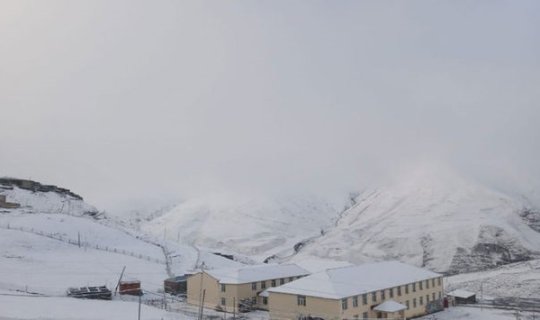 May ayında “qeyri-standart” hava: Azərbaycanda 10 santimetrdən çox qar yağıb