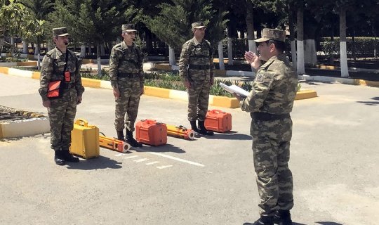 Azərbaycan Ordusunun topoqraflarının döyüş hazırlığı yoxlanılıb - VİDEO