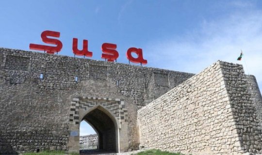 IX Qlobal Bakı Forumunun iştirakçıları Şuşaya gediblər