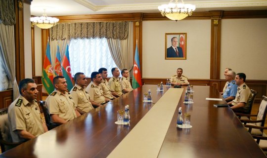 Prezidentin təltif etdiyi hərbçilərə ali hərbi rütbələr təqdim edilib