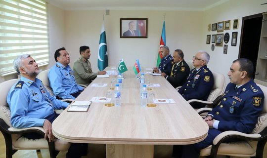 Azərbaycan-Pakistan hərbi hava qüvvələrinin əməkdaşlığı müzakirə edildi
