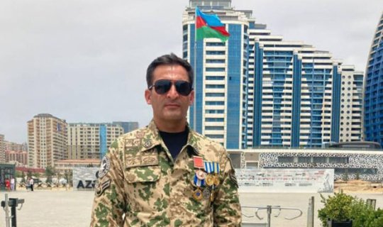 Müalicədən imtina edib döyüşlərə qayıdan qazimiz: “Məni Xocavənddə iki dəfə snayperlə vurdular” - FOTO