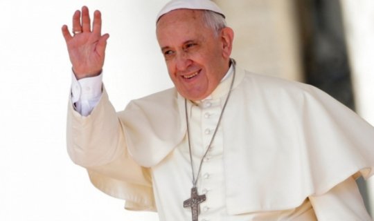 “Təbrizin sehrli nağılları” Roma Papasına da hədiyyə edilib - FOTO