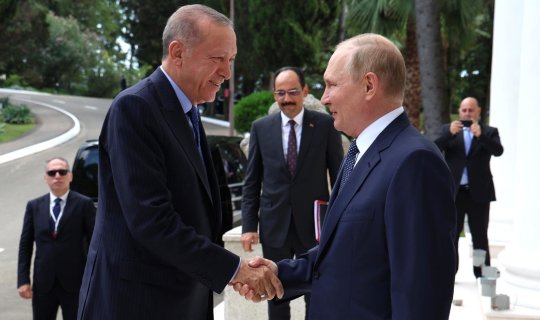 Rusiya Türkiyənin önündən çəkilir: Ərdoğan Putinlə necə anlaşa bildi...