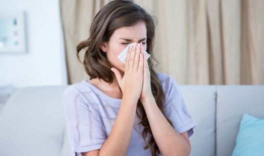 Son aylar allergik xəstəliklərin sayı niyə artıb? – Mütəxəssisdən MƏSLƏHƏT