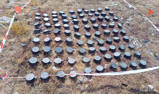 Ermənilərin Laçında basdırdığı daha 90 ədəd mina aşkarlandı - FOTO