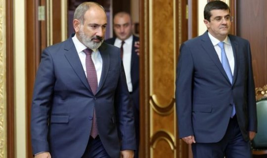 Paşinyan Araikin “qələm”ini qırır: İrəvan sülh sazişinə əngəlləri təmizləyir