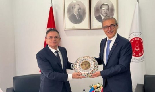 Mədət Quliyev Türkiyə Müdafiə Sənayesi Komitəsinin sədri ilə görüşüb