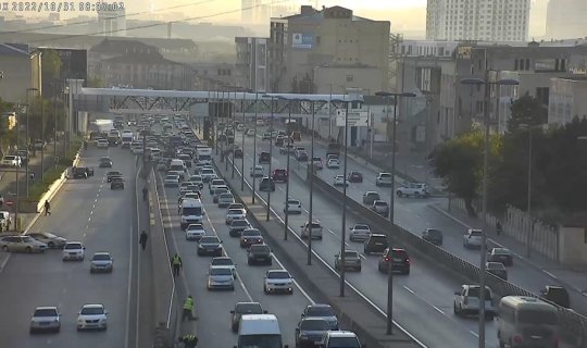 Paytaxtda tıxac olan yollar - SIYAHI