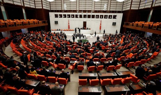 TBMM Azərbaycandakı Türkiyə hərbçiləri ilə bağlı qanun layihəsini qəbul etdi