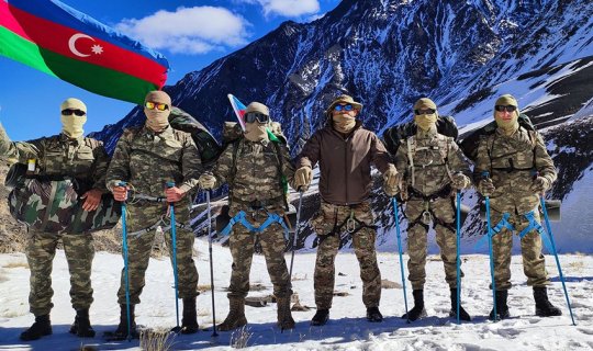 Kursantlar “Zəfər zirvəsi”nə qalxıblar - FOTO