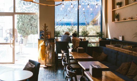Azərbaycanda kafe və restoranların gəliri kəskin artdı