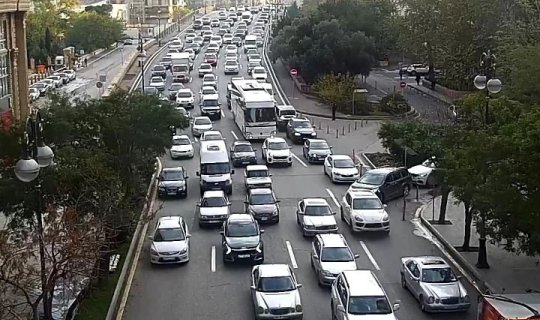 Tıxac olan yollar açıqlandı