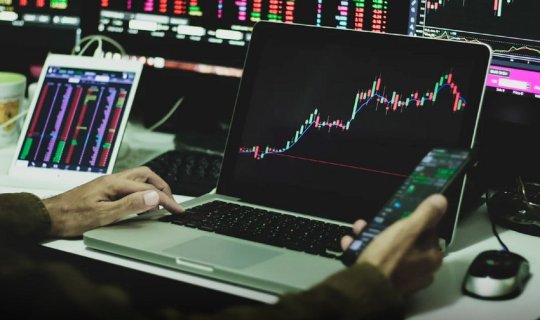 “Bloomberg”: “Türkiyə birjası 2022-ci ildə dünyanın ən gəlirli bazarı olub”
