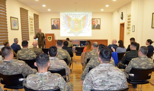NATO-nun nümayəndə heyəti Hərbi Dəniz Qüvvələrində olub - FOTO