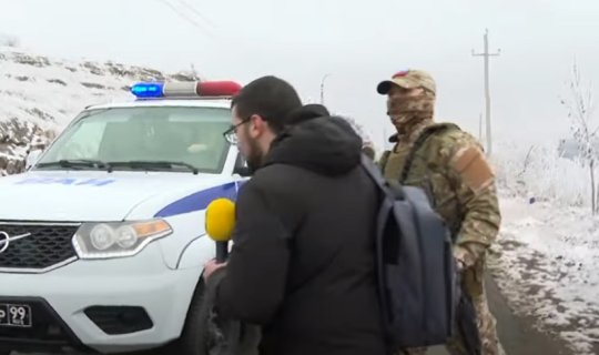 Sülhməramlılarla İTV-nin jurnalistinin qarşıdurması - VİDEO