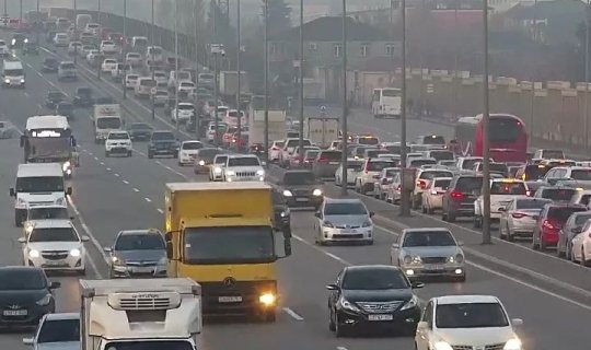 Bu yollarda tıxac var - SİYAHI