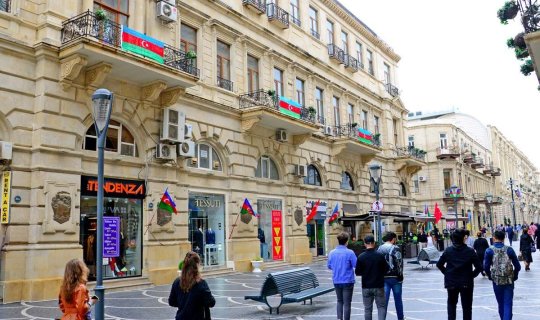 Azərbaycanda əhalinin gəlirləri 20%-dən çox artıb