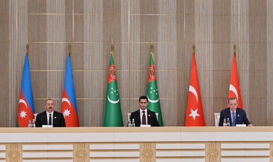 Üç ölkə lideri Türkmənistan qazının nəqli üçün yenidən görüşəcək