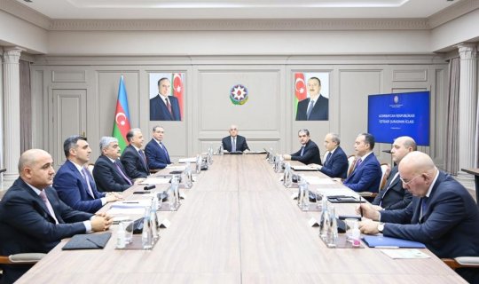 İqtisadi Şuranın növbəti iclası keçirildi