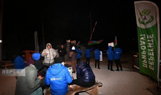 Xankəndi-Laçın yolunda keçirilən etiraz aksiyası axşam saatlarında da davam edir - YENİLƏNİB
