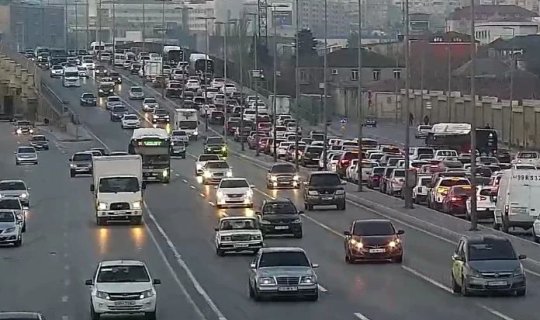 Tıxac olan küçə və prospektlər - SİYAHI