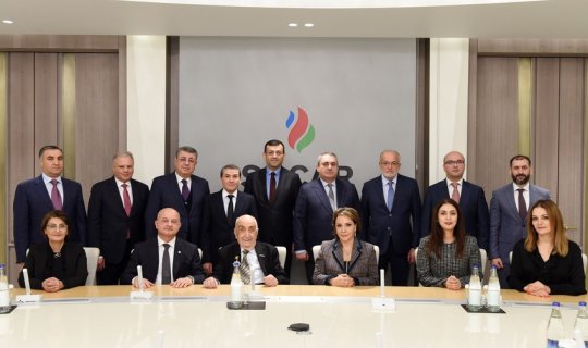 Xoşbəxt Yusifzadənin 93 yaşının tamam olması münasibətilə SOCAR-da tədbir keçirilib