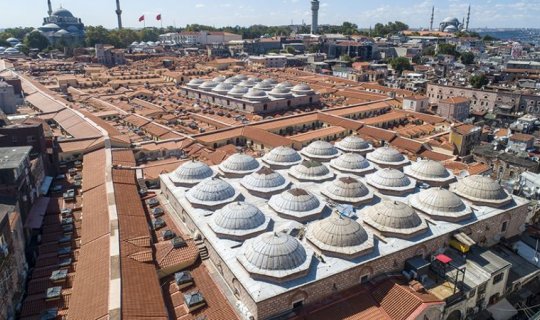 Bir ildə İstanbul Kapalıçarşını 40 milyona yaxın insan ziyarət edib - FOTO