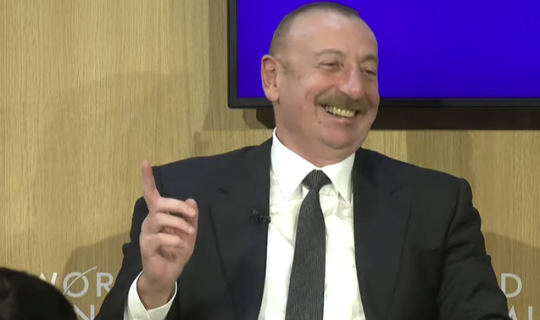Prezidentin iştirakı ilə Davosda səmimi anlar - Video