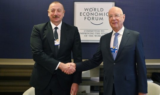 Azərbaycan Prezidenti Dünya İqtisadi Forumunun sədri ilə görüşüb