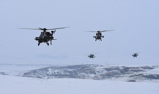 Azərbaycan pilotları “Qış təlimi - 2023” təlimlərində şərti düşmən hədəflərini məhv ediblər - FOTO