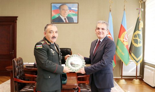 Azərbaycanlı general Türkiyənin yeni baş konsulu ilə görüşdü