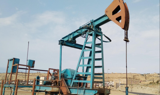 Azərbaycan neftinin qiyməti 85 dollardan aşağı düşdü