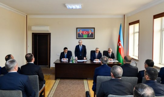 Naxçıvanda Dövlət Vergi Xidmətinin rəisi kollektivə təqdim olundu - FOTO