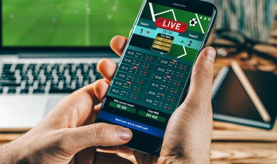 İdman mərc oyunları qanunsuz olaraq reklam edilir