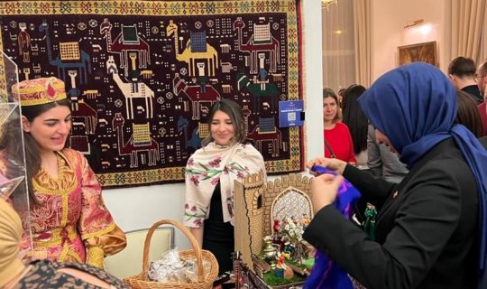 Avstriyada Azərbaycan xalçaları sərgilənir