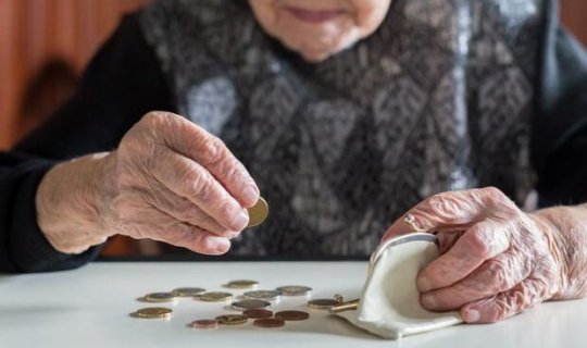 Qadınların pensiya yaşı endirilsin - Deputat